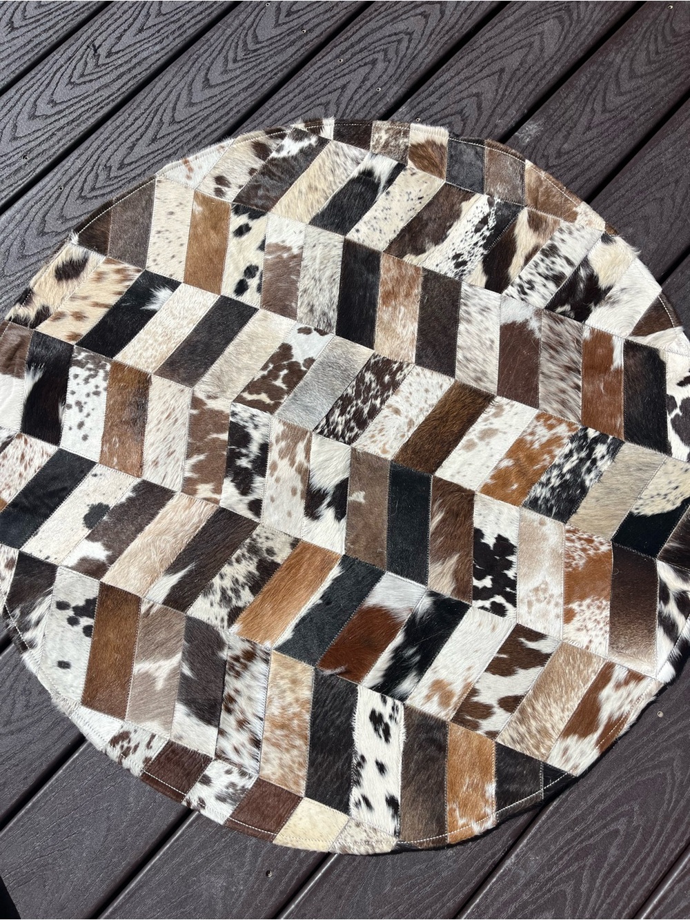 New Cowhide Patchwork Round Rug - 3’ - Picture 5 of 8